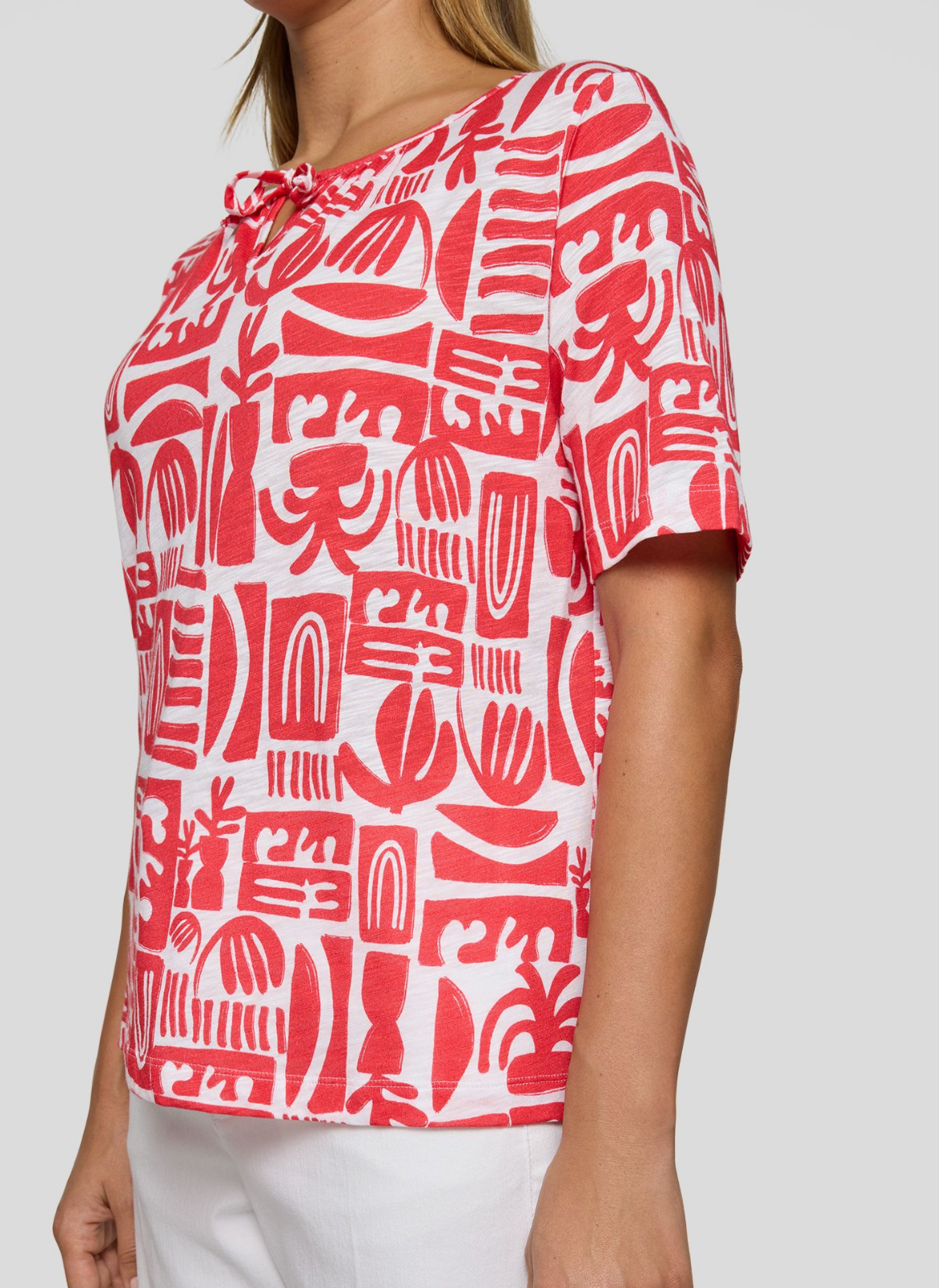 T-SHIRT FRESCA COM ESTAMPADO GRÁFICO - RABE