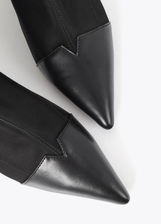 BOTAS PRETAS COM SALTO FINO- LOLA CASADEMUNT