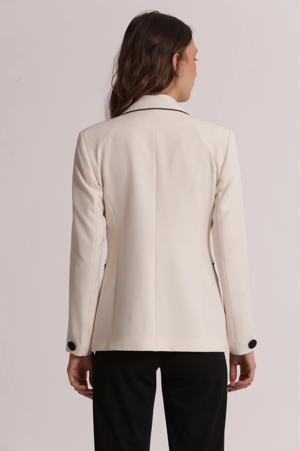 BLAZER BRANCO PÉROLA COM VIVO A PRETO - MIMI MUA