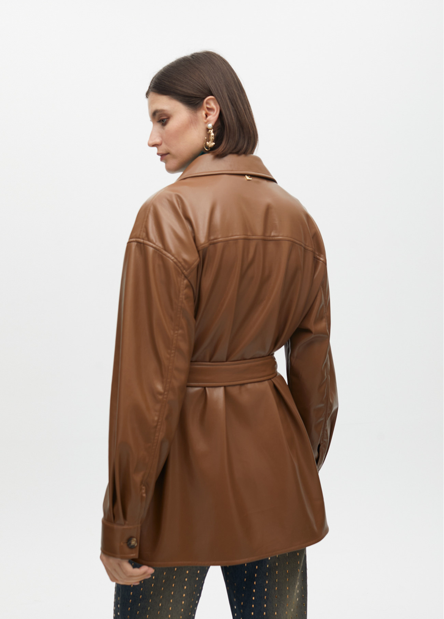 CASACO DE COURO SINTÉTICO CAMEL - LOLA CASADEMUNT