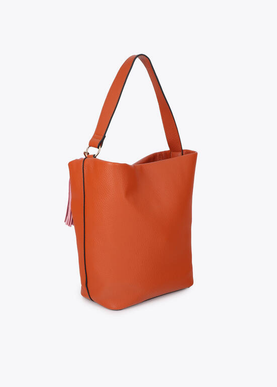 SHOPPER EM ECOPELE COM PORMENOR DE FRANJAS LC - LOLA CASADEMUNT