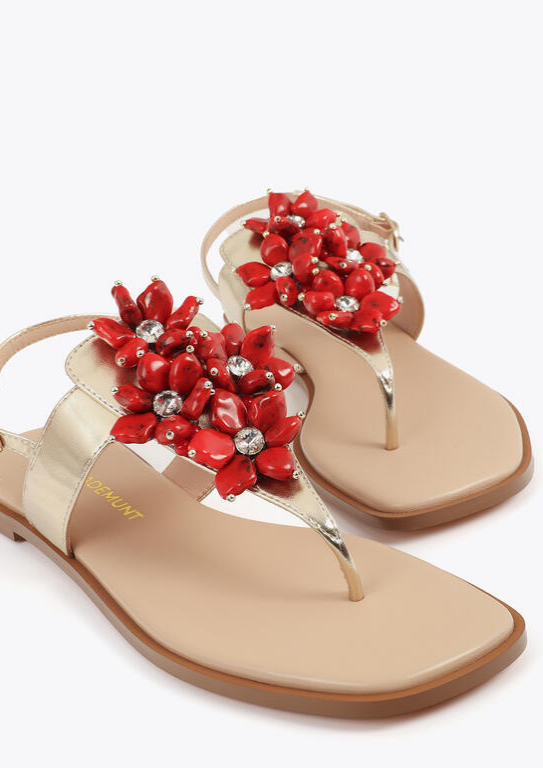 SANDÁLIAS RASAS COM APLICAÇÕES AVERMELHADAS - LOLA CASADEMUNT