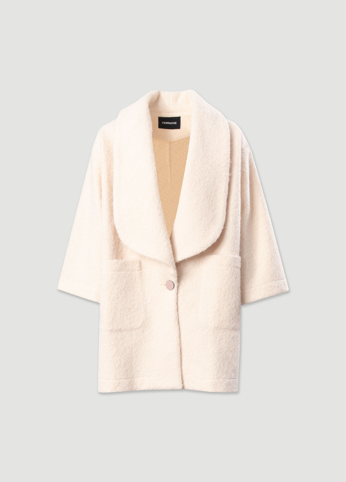 CASACO DE PELO CURTO COM GOLA AMPLA - FERRACHE