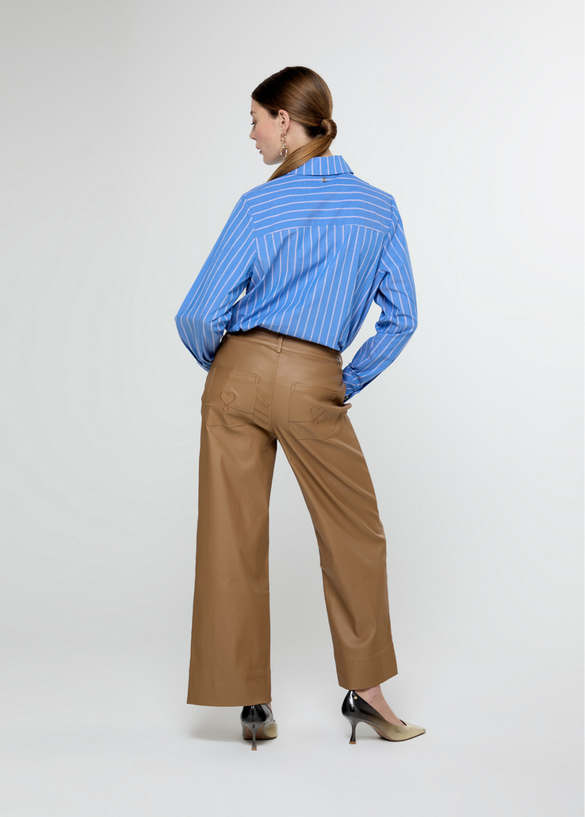 CALÇA CULOTE DE ECOPELE ENCERADA CAMEL - LOLA CASADEMUNT
