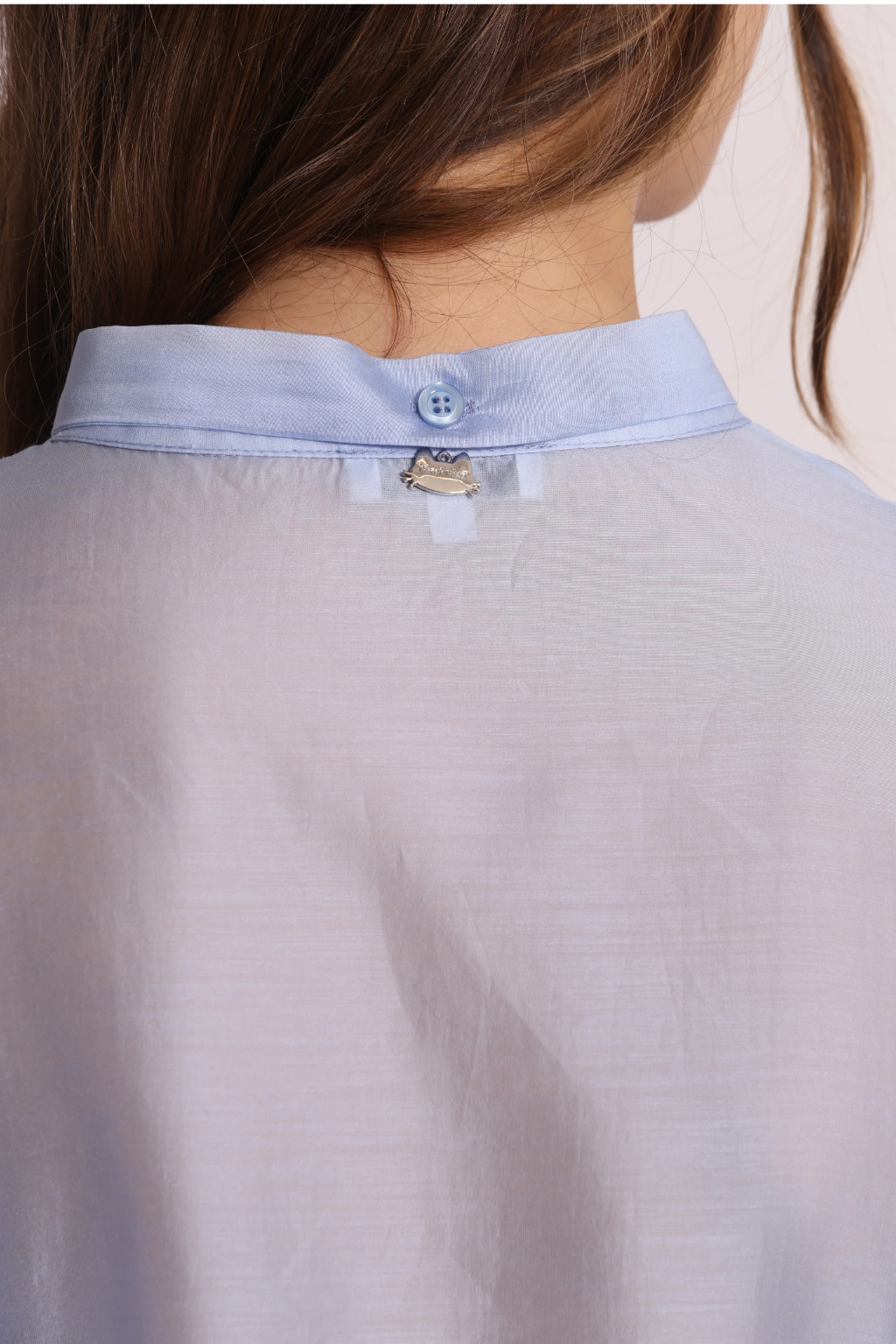 BLUSA DE MANGAS COMPRIDAS COM EFEITO CHIFFON - MIMI MUA