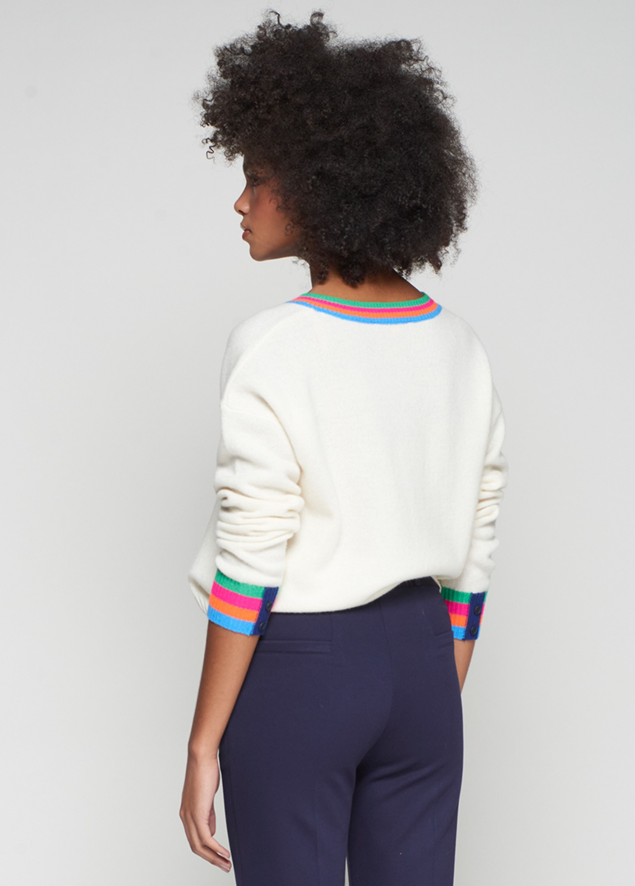 JERSEY COM GOLA EM V LISTADA MULTICOLORIDA - VILAGALLO