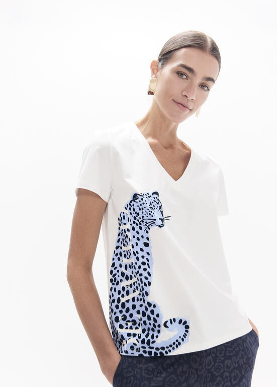 T-SHIRT BRANCA COM LEOPARDO AZUL - LOLA CASADEMUNT