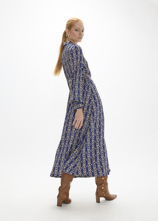 VESTIDO EM VISCOSE AZUL ESTAMPADO GEOMÁTRICO - LOLA CASADEMUNT