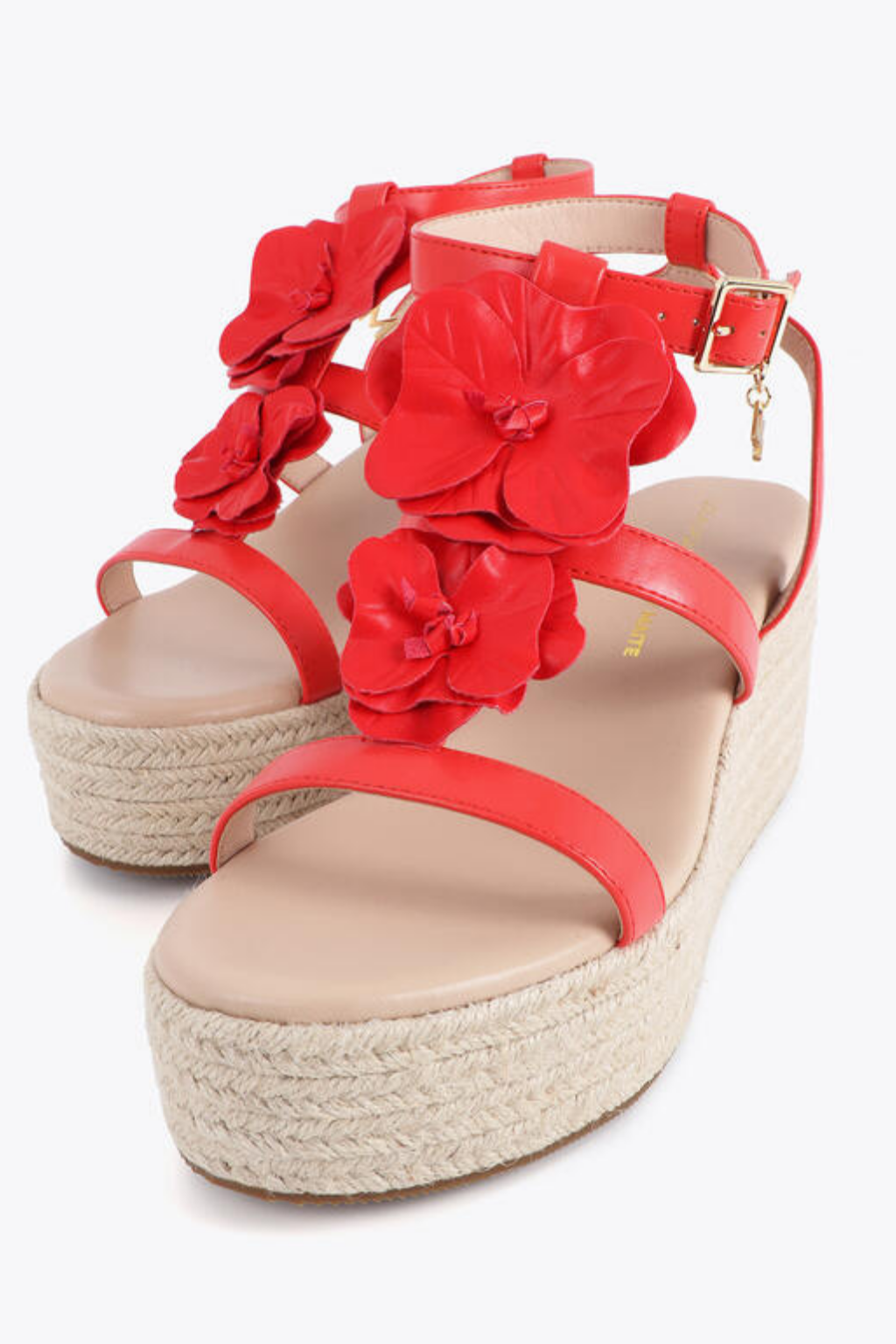 SANDÁLIAS ALTAS EM CUNHA CORAL COM APLICATIVOS FLOR - LOLA CASADEMUNT