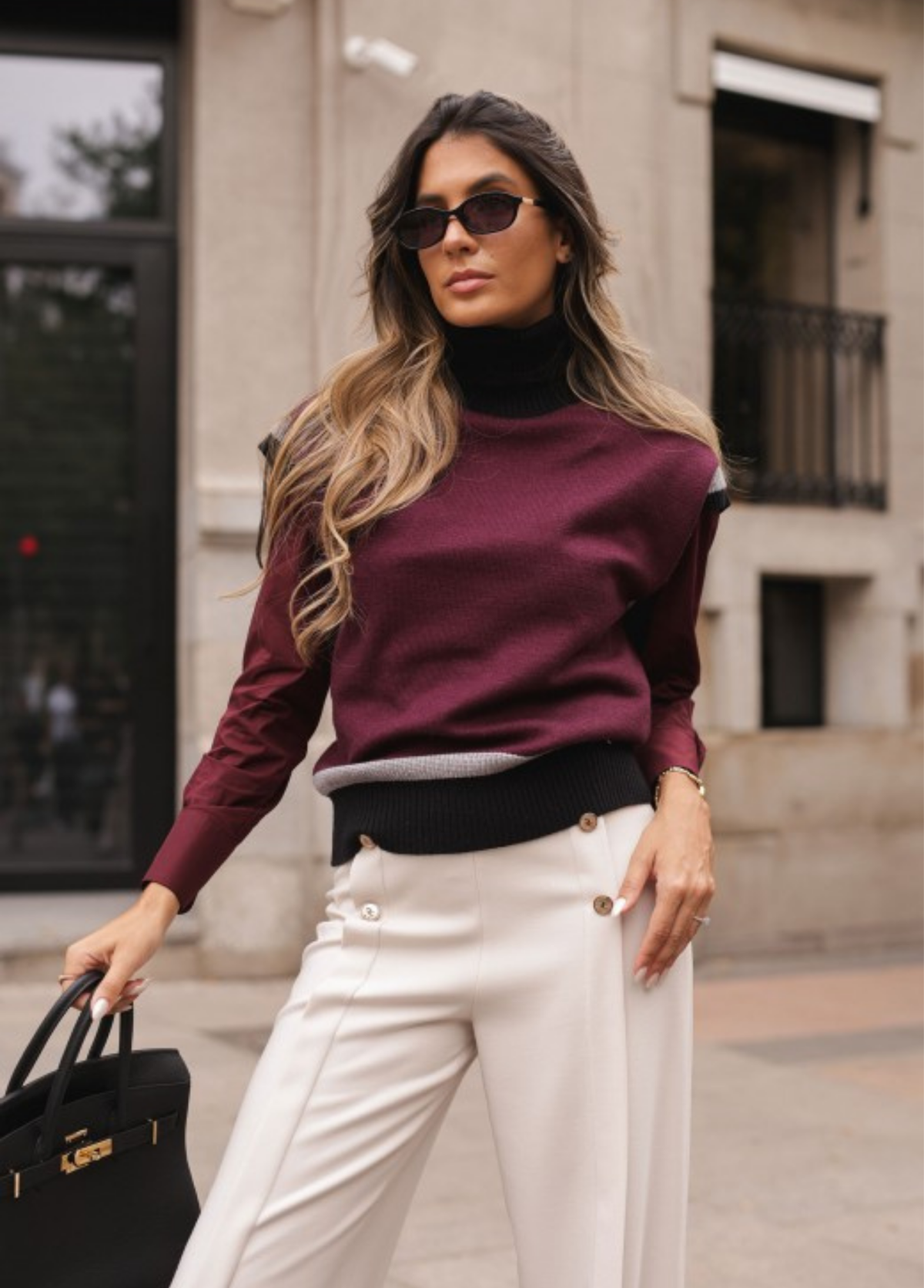CAMISOLA DE MALHA COM GOLA ALTA E DETALHES - FERRACHE