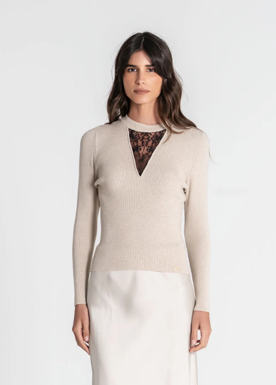 CAMISOLA DE MALHA COM RENDA NO DECOTE - RUGA