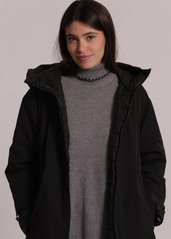 PARKA PRETA LONGA REVERSÍVEL COM CORDÃO - MIMI-MUA