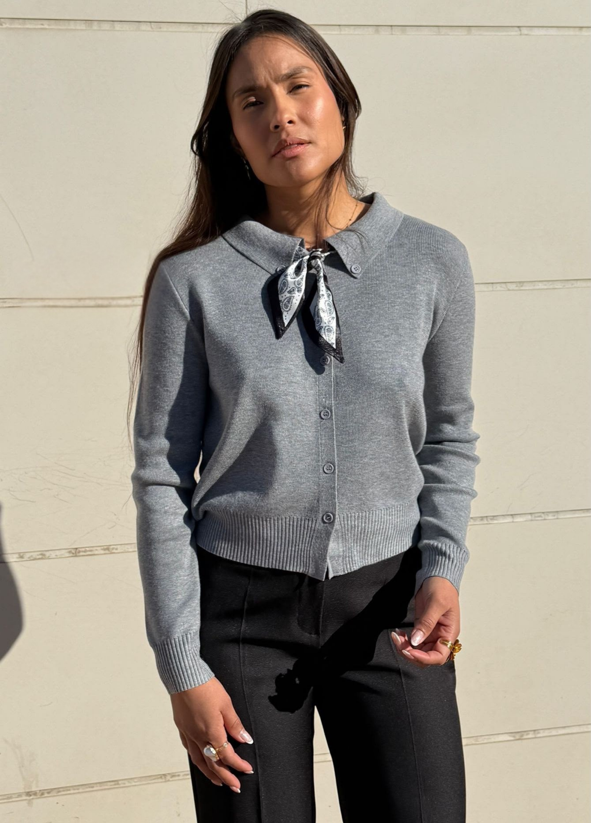 CAMISOLA COM BOTÕES E LAÇO AO PESCOÇO - ALIBY