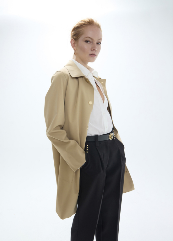 GABARDINE TRENCH COAT EM TECIDO TÉCNICO IMPERMEÁVEL - LOLA CASADEMUNT