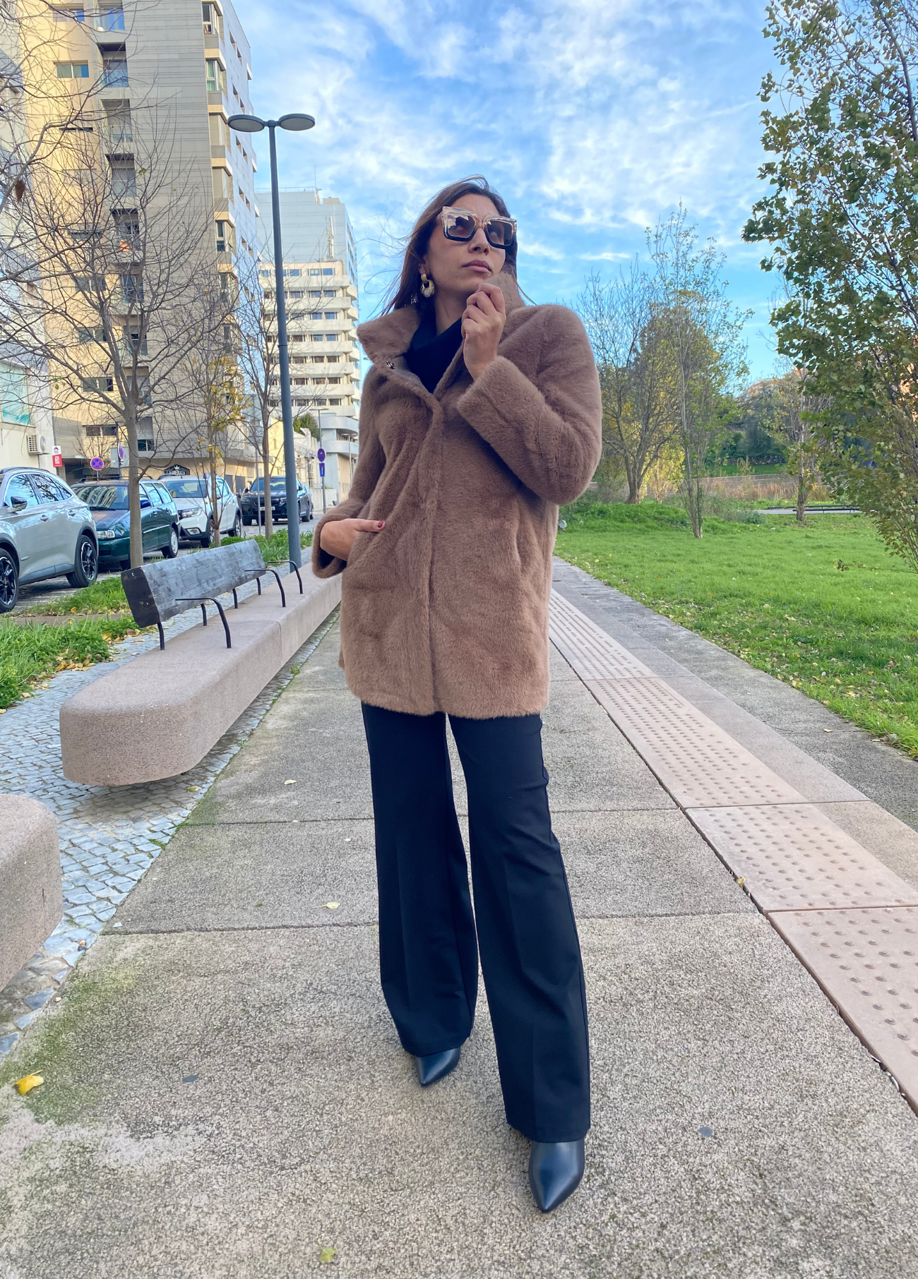 CASACO DE PÊLO SINTÉTICO - ALIBY