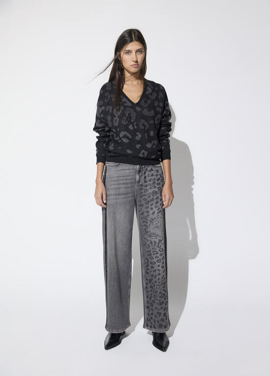 JERSEY CINZA COM ANIMAL PRINT E STRASS - LOLA CASADEMUNT