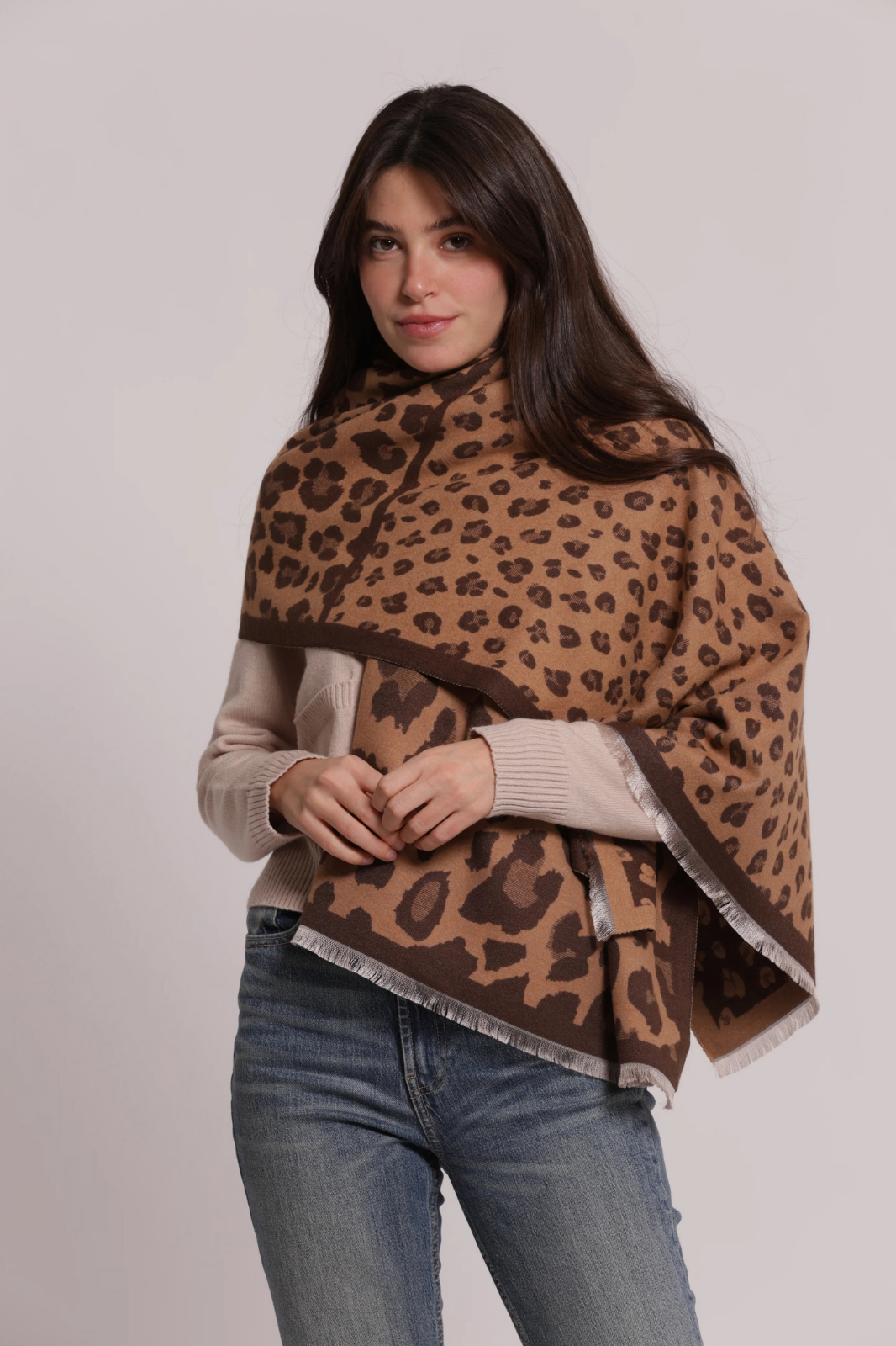 CACHECOL MACIO COM ANIMAL PRINT - MIMI MUA