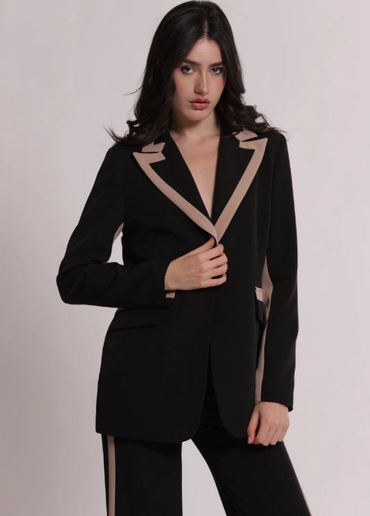 BLAZER LONGO PRETO DE TÉCNICO COM CONTRASTE BEGE - MIMI MUA