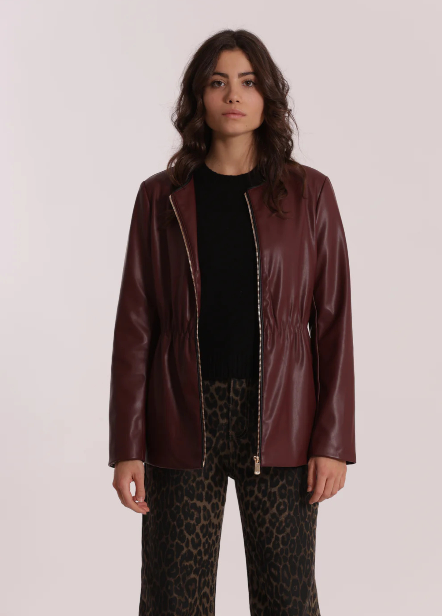 BLUSÃO DE ECOPELE COM FORRO ANIMAL PRINT - MIMI MUA