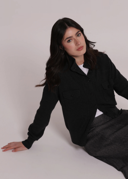 CARDIGAN DE MALHA COM BOTÕES E TORCIDOS - MIMI MUA