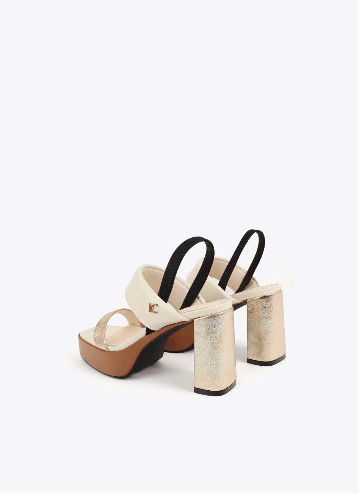SANDÁLIA DE SALTO ALTO COM DESIGN TRICOLOR DE TIRAS - LOLA CASADEMUNT
