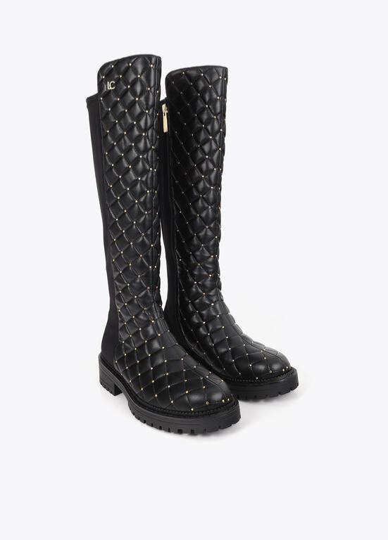 BOTA ALCOCHOADA COM MINI TACHAS E DETALHE DE CORRENTE - LOLA CASADEMUNT