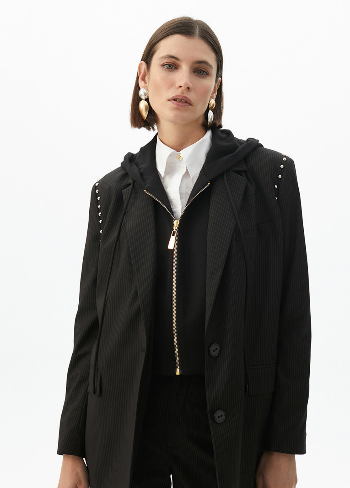 BLAZER CINZENTO COM RISCAS VERTICAIS E INTERIOR DE MALHA COM CAPUZ DESTACÁVEL - LOLA CASADEMUNT