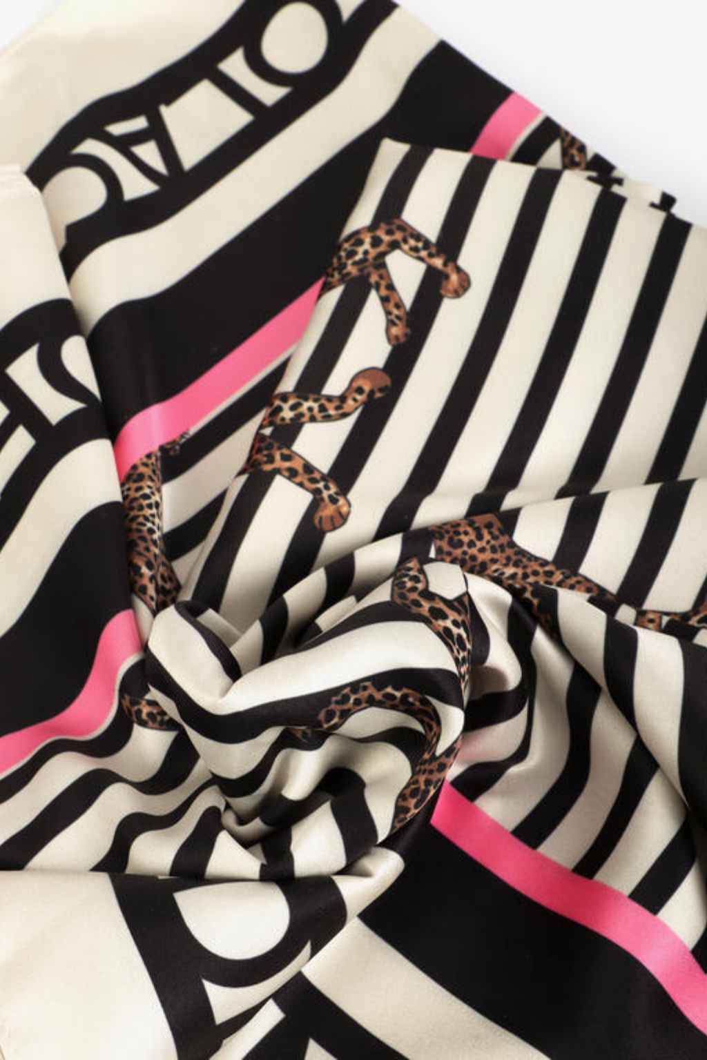 LENÇO DE CETIM DE RISCAS E LEOPARDOS - LOLA CASADEMUNT