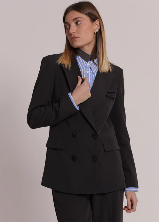 BLAZER LONGO CINZA ASSERTOADO COM TECIDO TÉCNICO - MIMI MUA