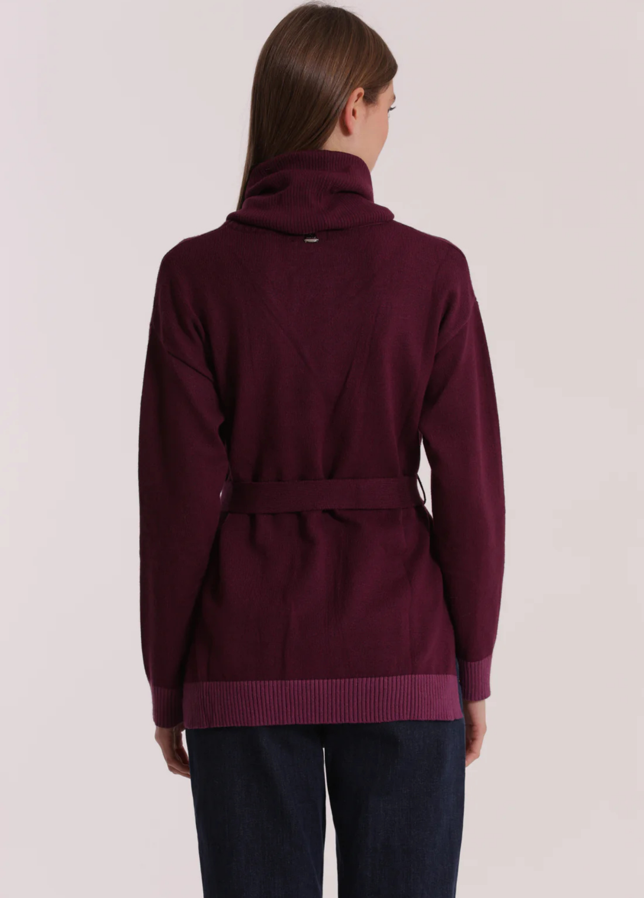 CAMISOLA DE MALHA COM GOLA REMOVIVEL E CINTO - MIMI MUA