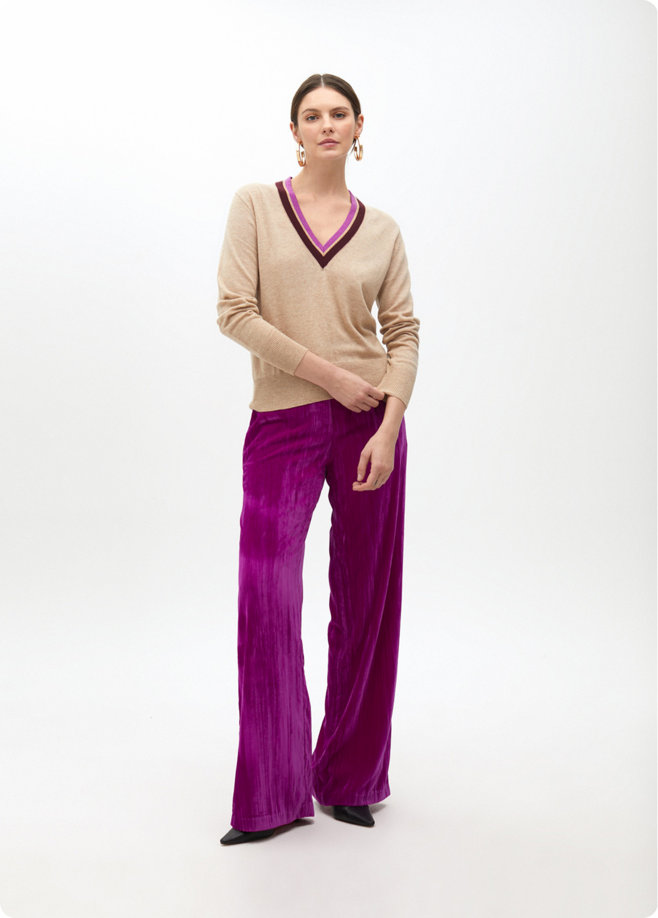 CAMISOLA DE MALHA DECOTE EM V BICOLOR - LOLA CASADEMUNT BY MAITE