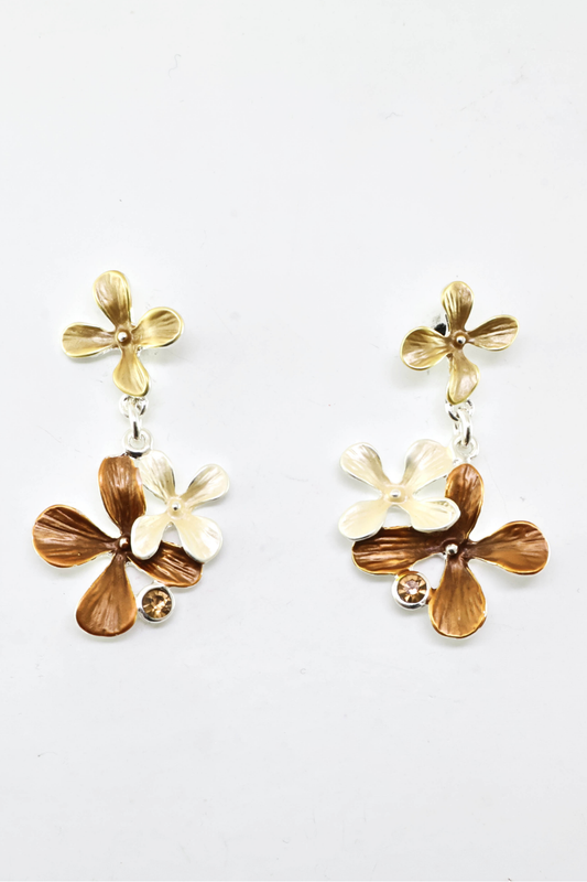 BRINCOS PEQUENOS COM FLORES - ALIBY