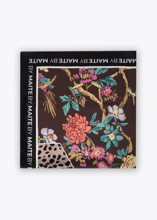 LENÇO ESTAMPADO FLORAL 90x90CM BY MAITE - LOLA CASADEMUNT