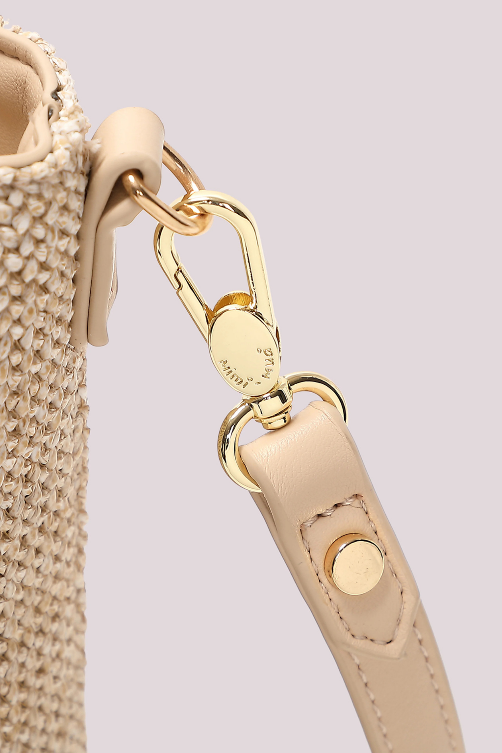 MALA RÁFIA - MIMI MUA