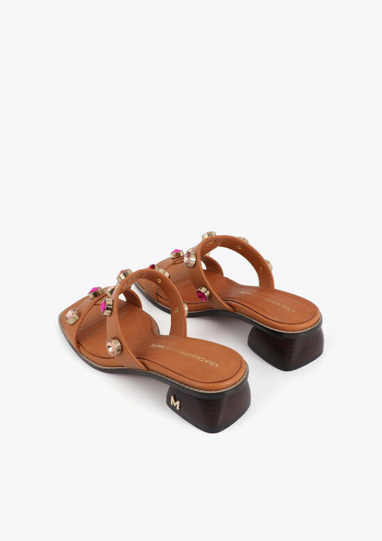 SANDÁLIAS DE SALTO BAIXO COM PEDRARIA MULTICOLOR - LOLA CASADEMUNT