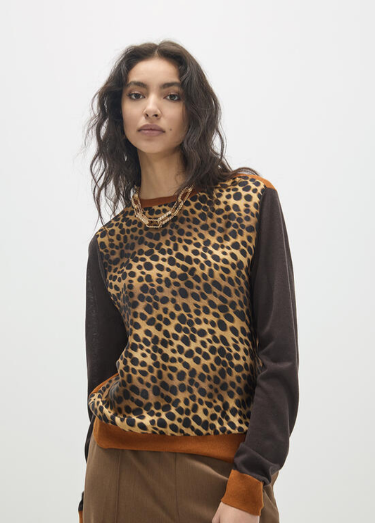 JERSEY ANIMAL PRINT E CONTRASTE NAS COSTAS MAITE - LOLA CASADEMUNT