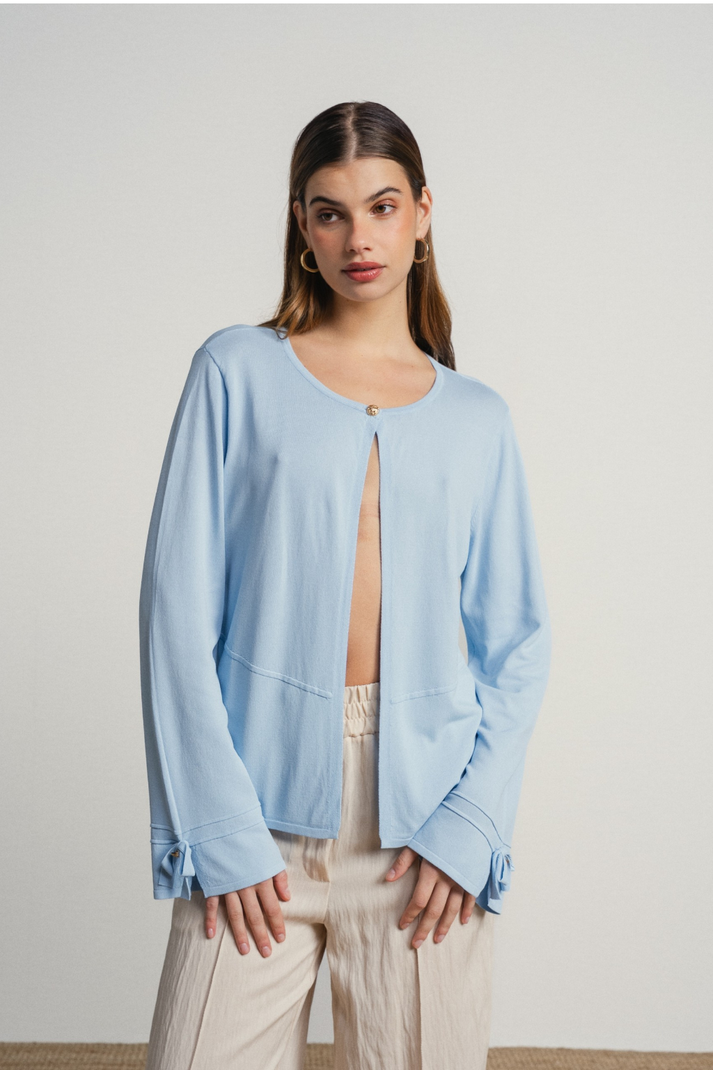 CASACO DE MALHA COM LAÇO NAS MANGAS - SMF