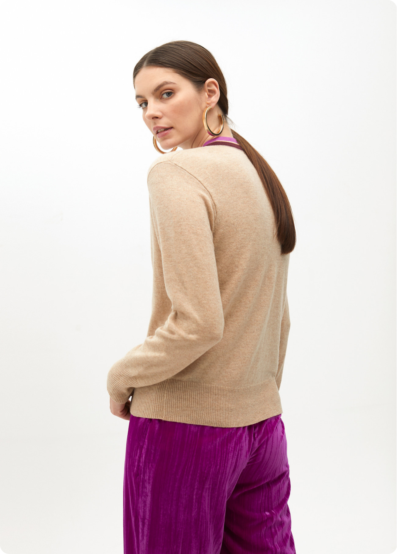 CAMISOLA DE MALHA DECOTE EM V BICOLOR - LOLA CASADEMUNT BY MAITE