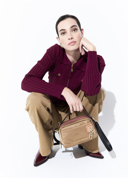MALA DE TIRACOLO EM NYLON COM 2 ZIPPERS, CONTRASTES E APLICAÇÕES LC - LOLA CASADEMUNT