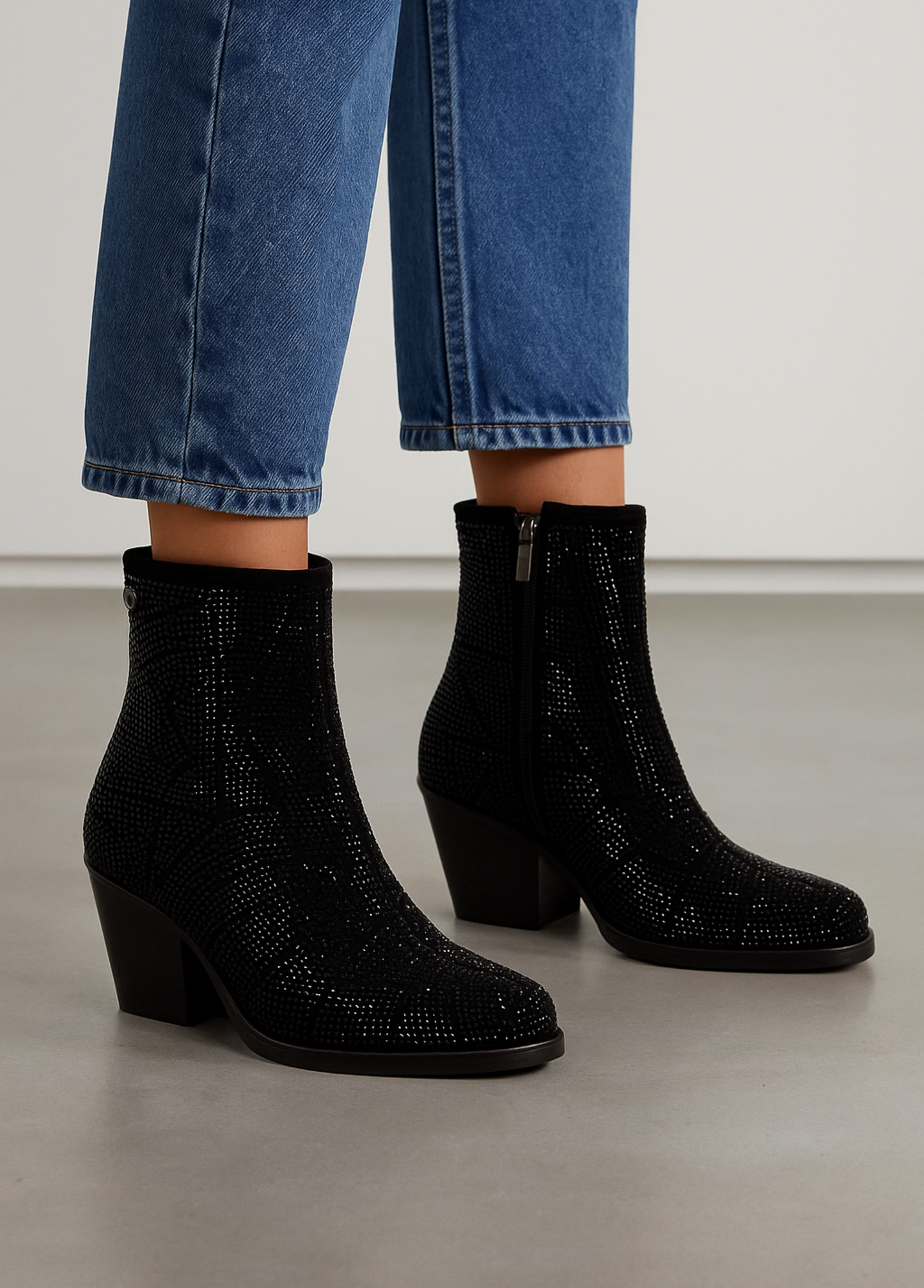 BOTIM COM TACHAS - XTI SHOES