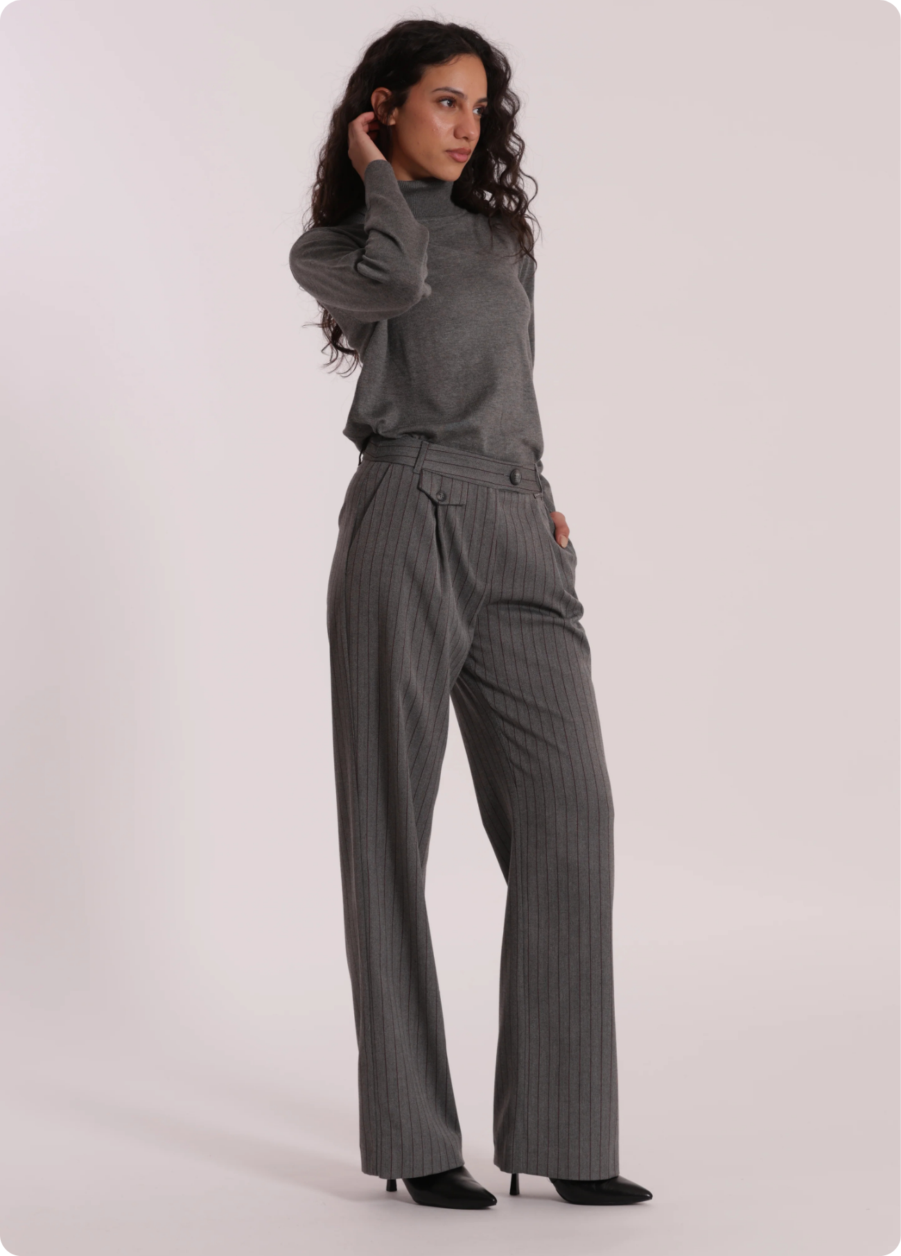 CALÇAS PALAZZO COM RISCA DIPLOMATA EM BORDEAUX - MIMI MUA