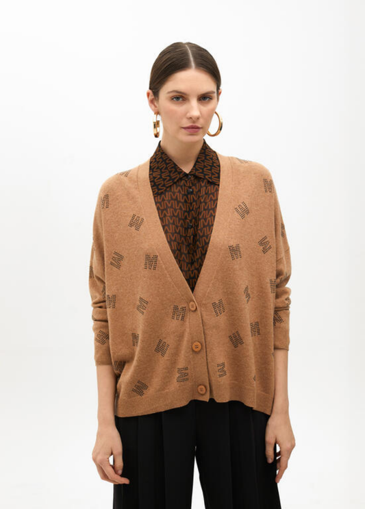 CARDIGAN CAMEL COM LETRAS ESTAMPADAS EM CONTRASTE - LOLA CASADEMUNT BY MAITE