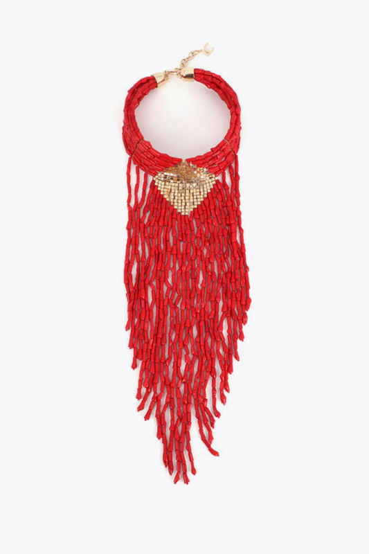COLAR VERMELHO COM FRANJAS E DETALHE DOURADO  - LOLA CASADEMUNT
