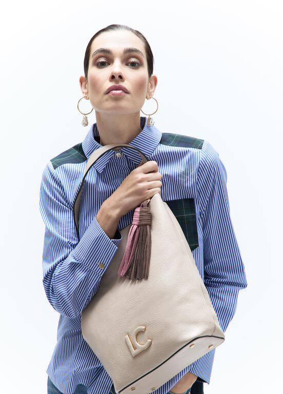 SHOPPER EM ECOPELE COM PORMENOR DE FRANJAS LC - LOLA CASADEMUNT
