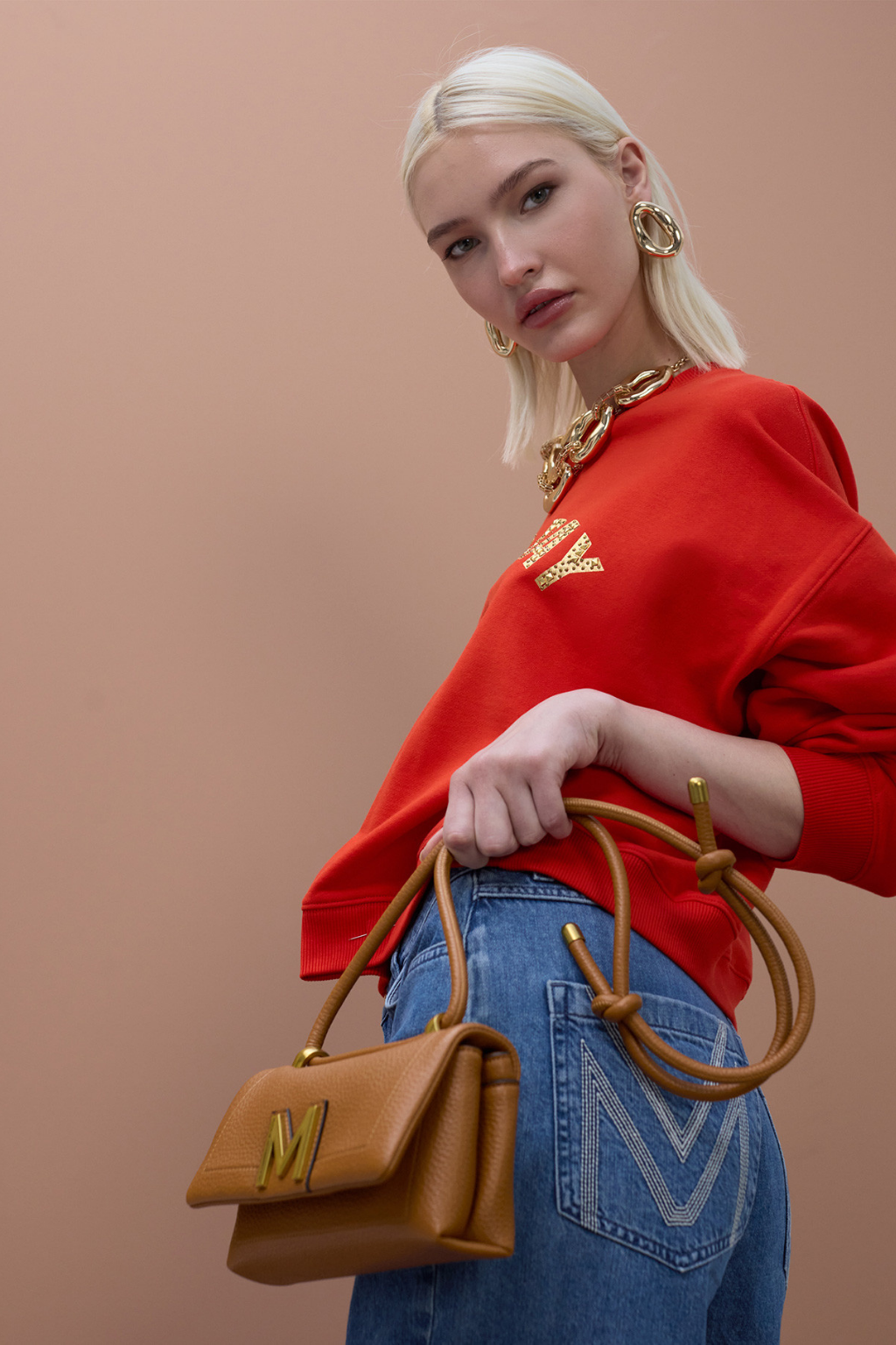 BOLSA SOFISTICADA COM TIRACOLO - LOLA CASADEMUNT