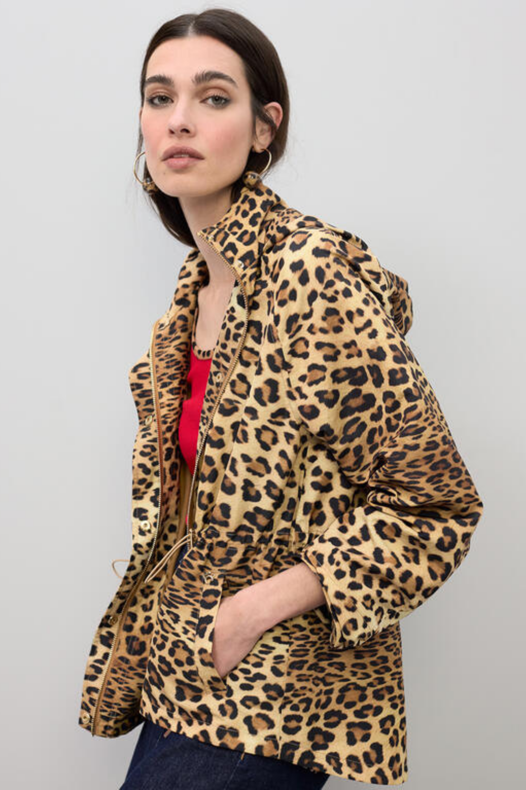 PARKA ANIMAL PRINT COM CAPUZ E  AJUSTE NA CINTURA - LOLA CASADEMUNT