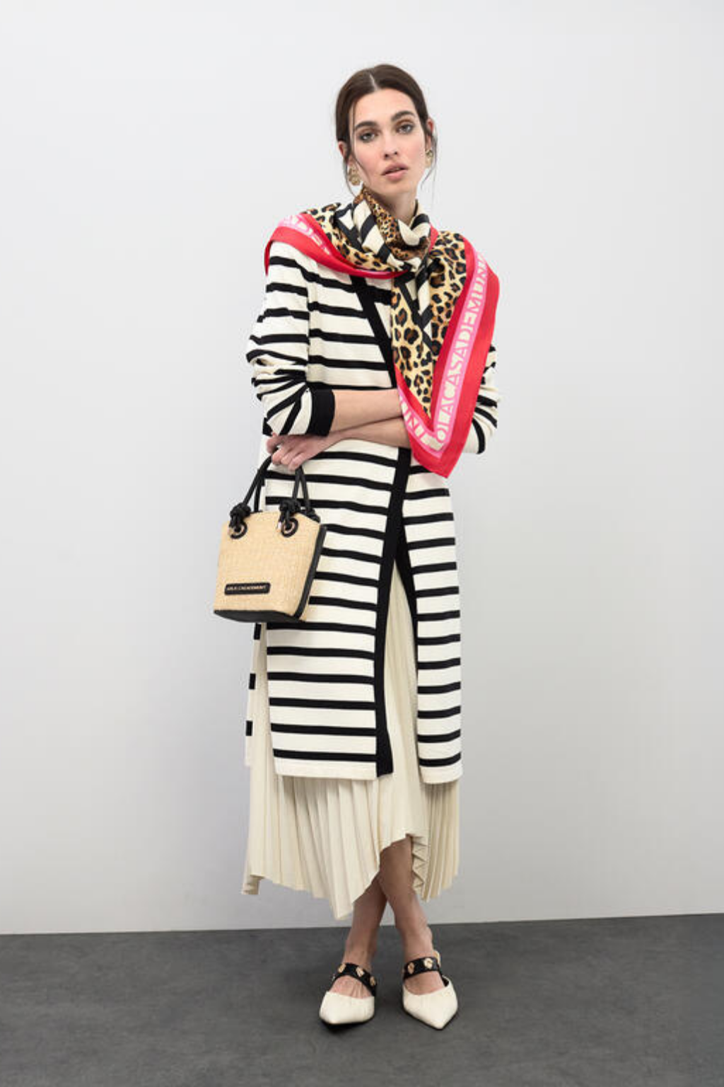 MALA MINI EM RÁFIA COM ALÇAS EM CONTRASTE - LOLA CASADEMUNT