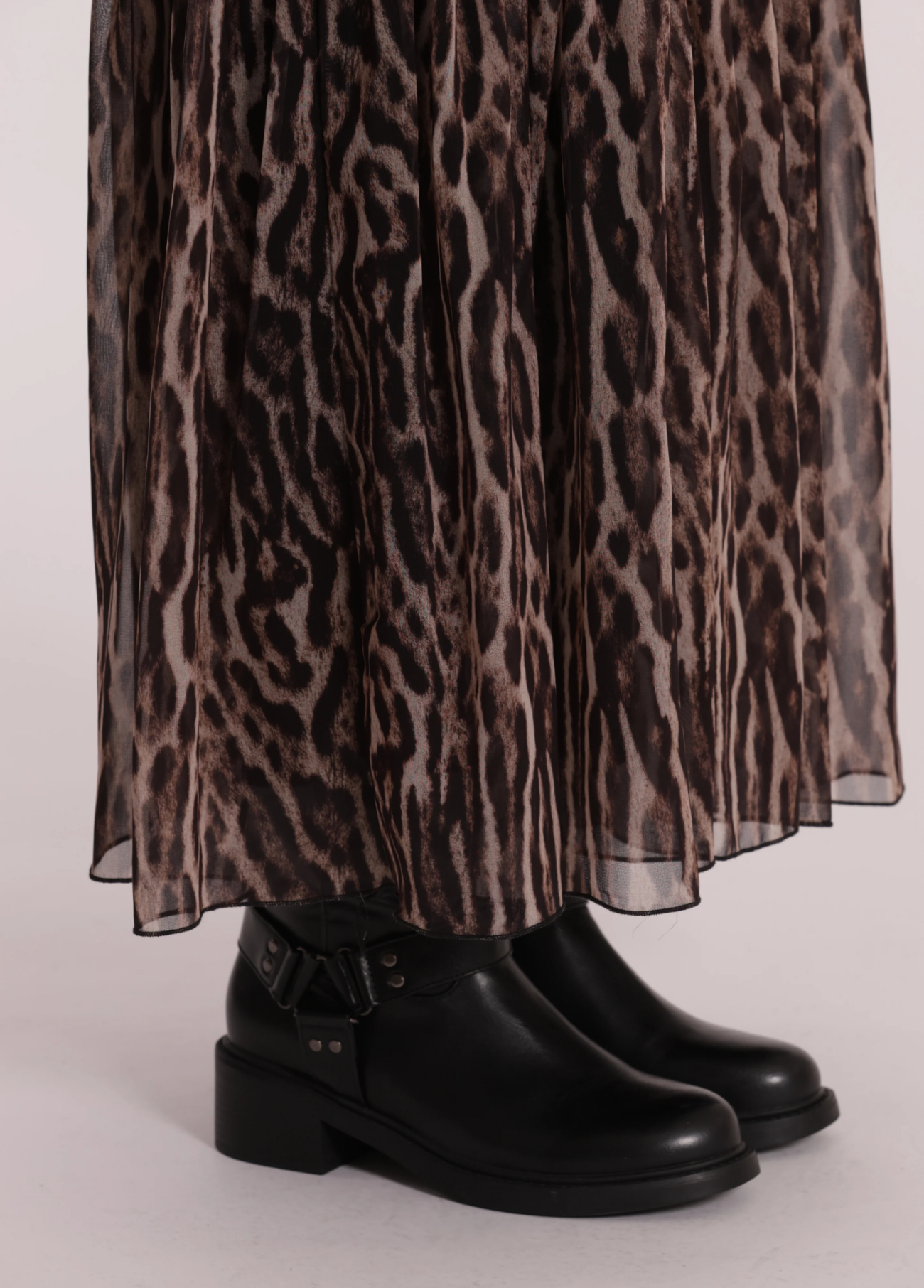 VESTIDO LONGO COM ESTAMPA ANIMAL - MIMI MUA