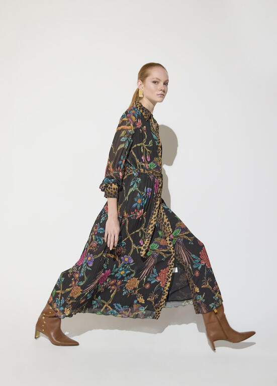 VESTIDO MIDI COM ESTAMPA DE FLORES E CONTRASTE EM ANIMAL PRINT NA GOLA BY MAITE - LOLA CASADEMUNT