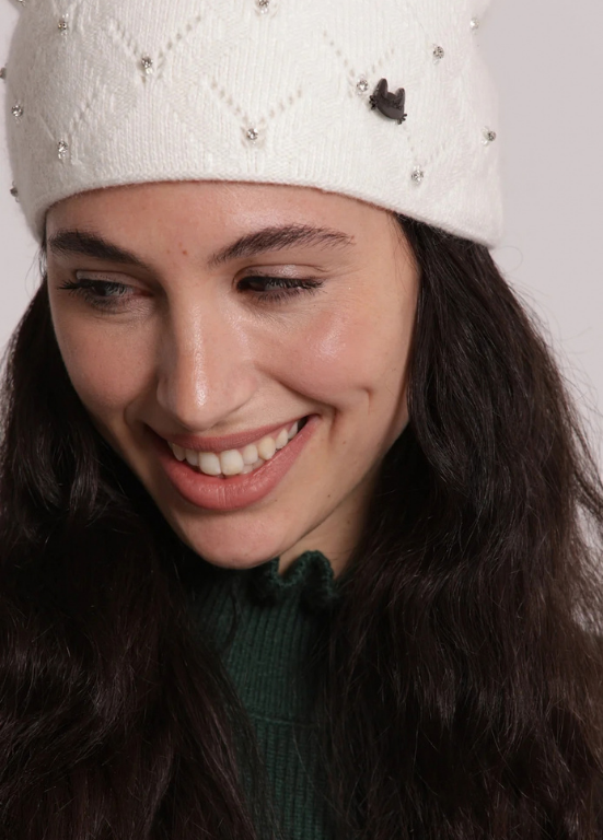 GORRO COM TACHAS - MIMI MUA